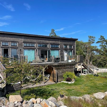 Ny Laegenhet Pa Markplan Med Havsutsikt Strömstad Eksteriør bilde